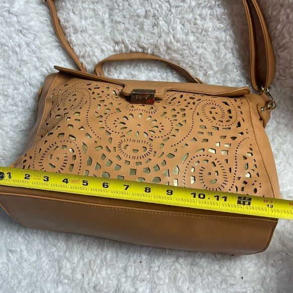 Bloom Theory Camera bag  tan synthetic leather laser cut metallic gold layer. - Picture 12 of 14